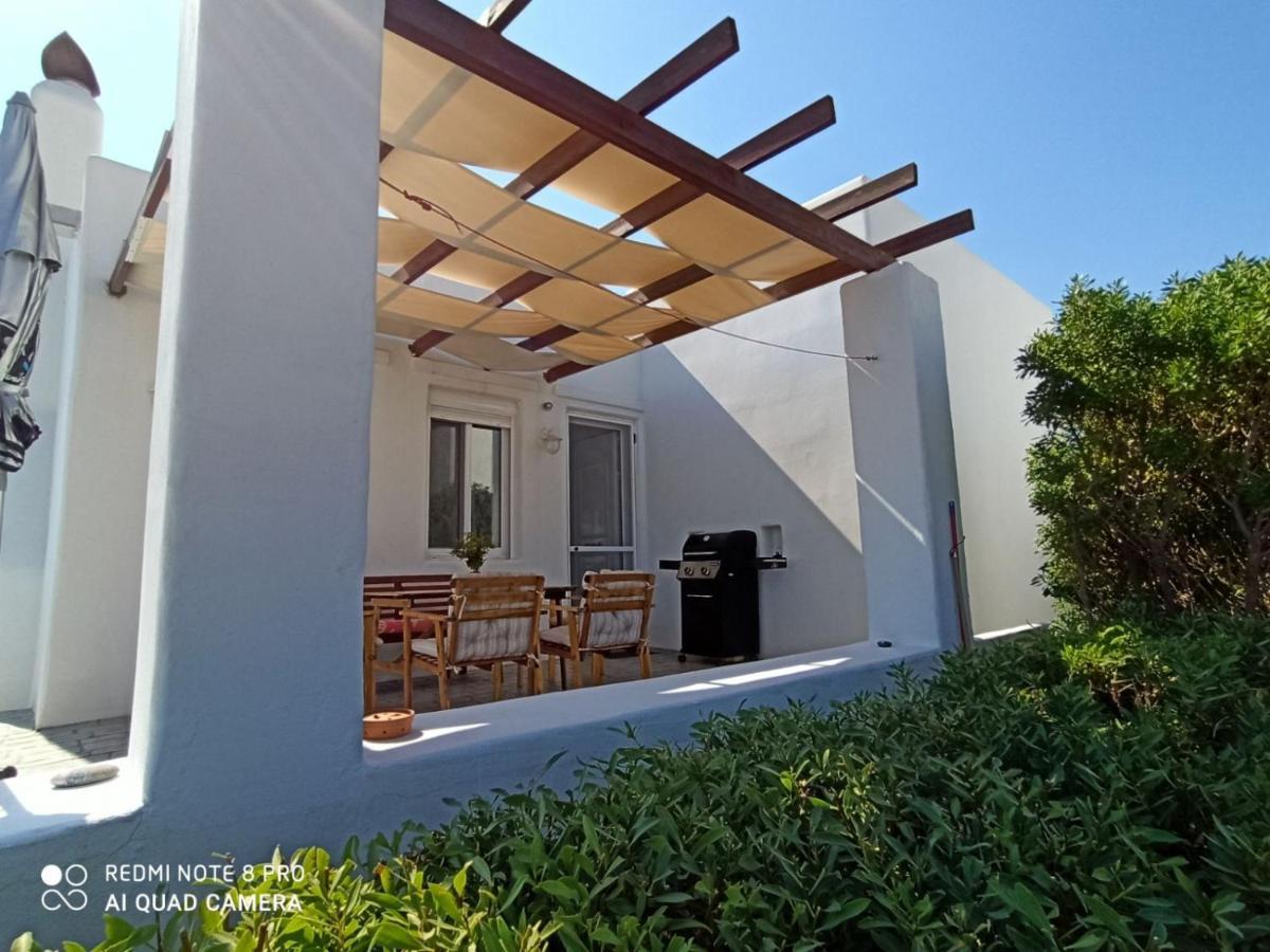 Sea Breeze Vila Lacónia Exterior foto