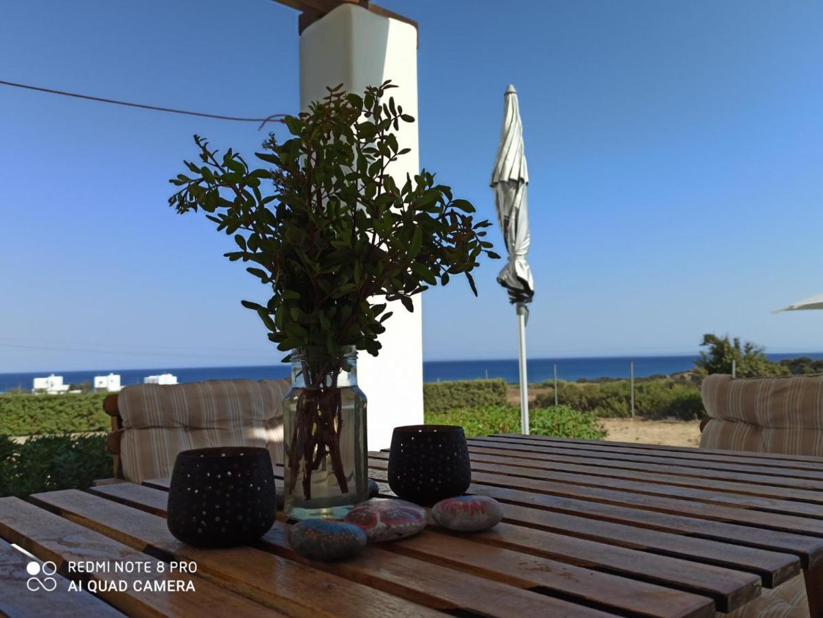 Sea Breeze Vila Lacónia Exterior foto