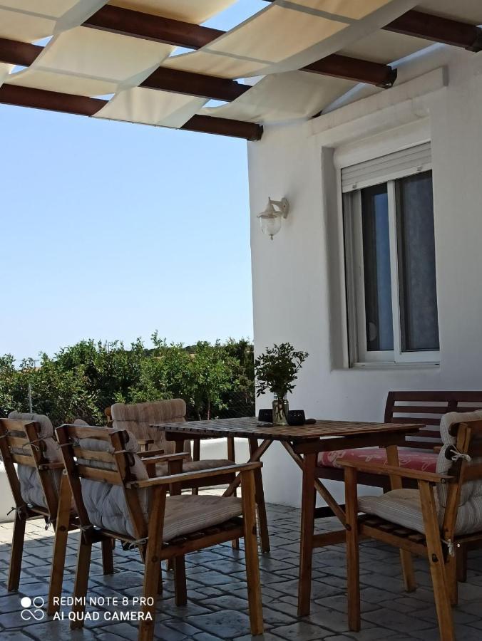 Sea Breeze Vila Lacónia Exterior foto