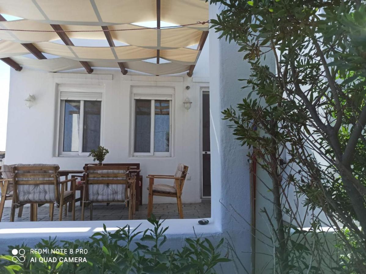 Sea Breeze Vila Lacónia Exterior foto