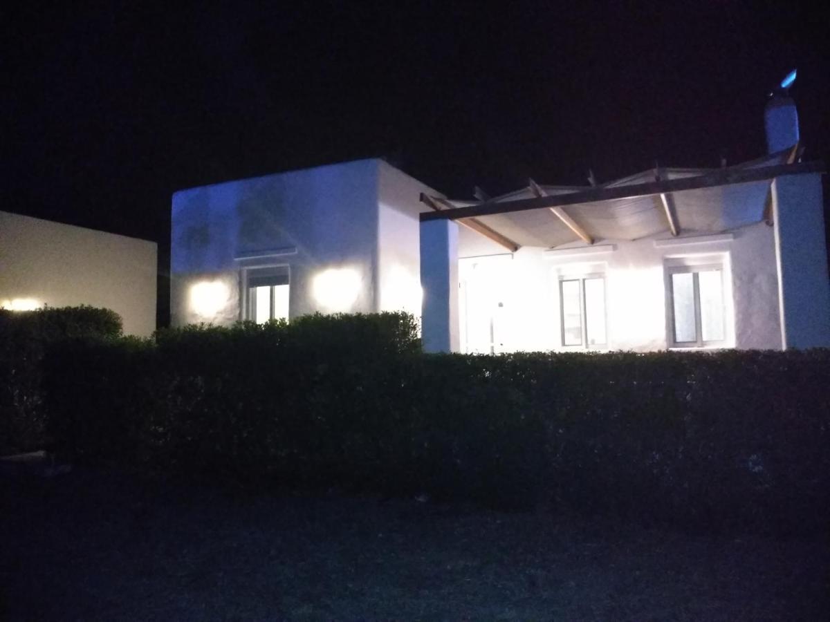 Sea Breeze Vila Lacónia Exterior foto