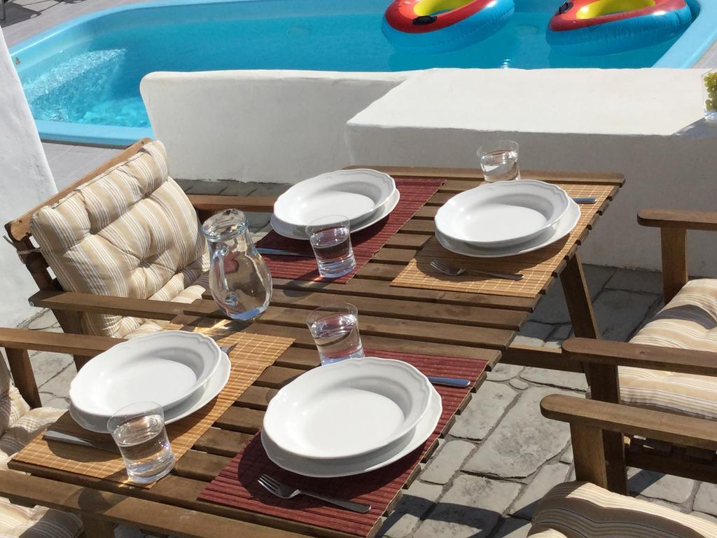 Sea Breeze Vila Lacónia Exterior foto